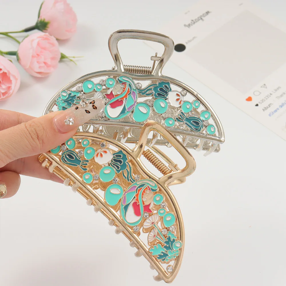 Pince à Cheveux Ponyo Sur La Falaise